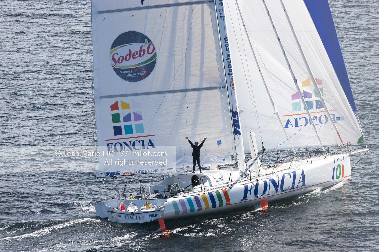 090107VG09090105FONCIA_38V4946