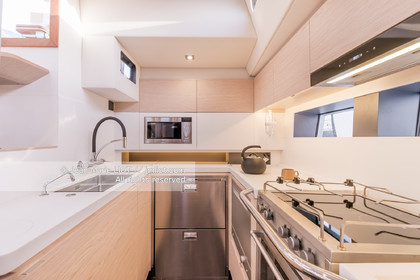 ALLURES YACHTING - ALLURES 51.9