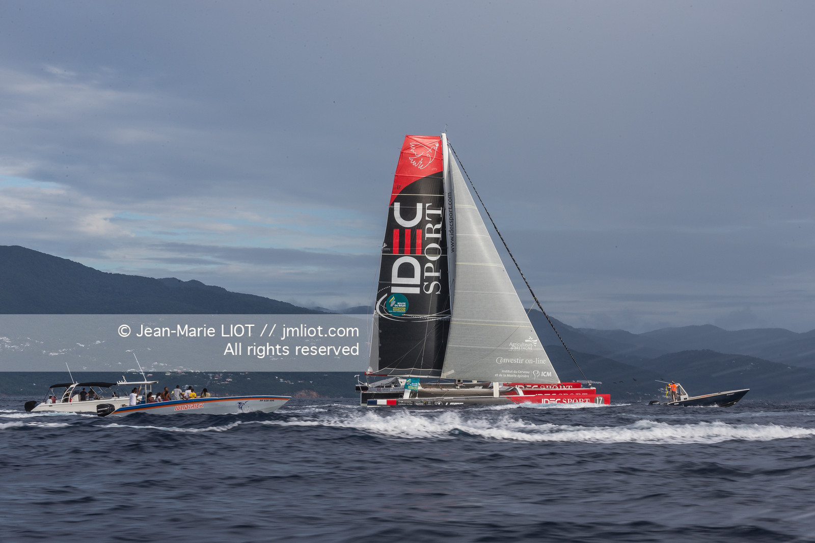 FRANCIS JOYON - ROUTE DU RHUM 2018 - ARRIVEE