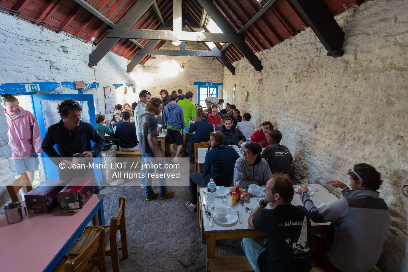 VOILES ET VOILIERS - ECOLE DE VOILE DES GLENANS
