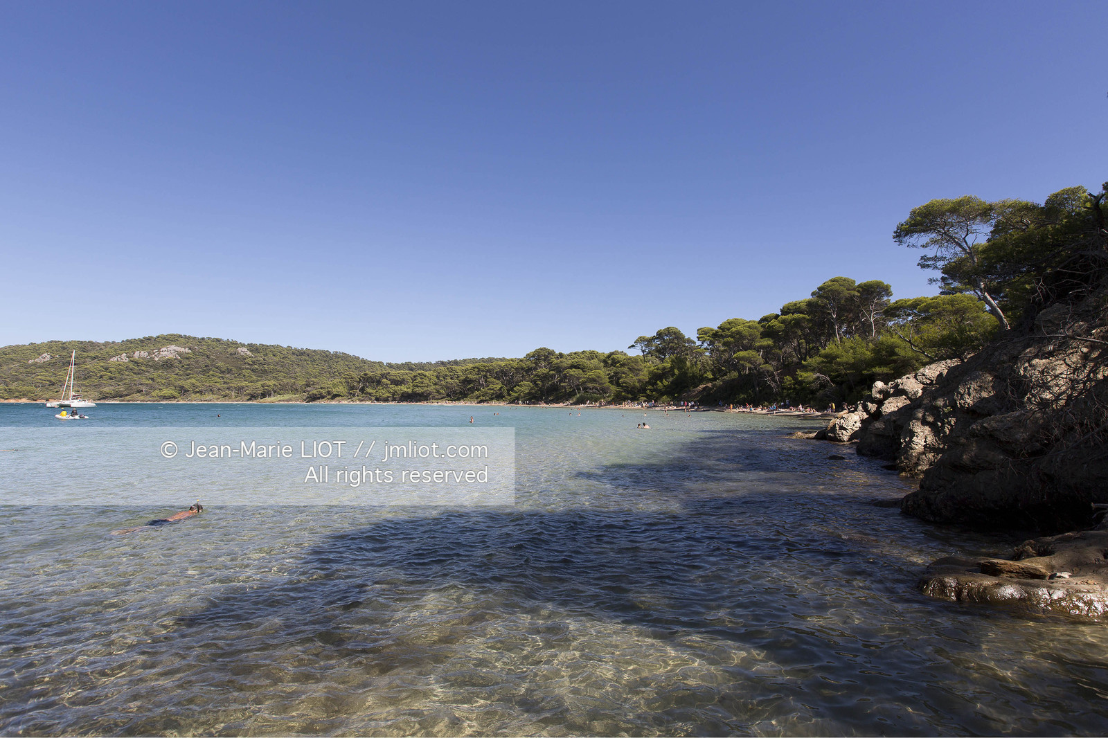 Aout 2015 mouillage à Porquerolles, découverte de l'île..Photos © JEAN-MARIE LIOT - www.jmliot.com