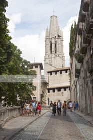 Le village de Begur et ses plages constituent l'un des lieux les plus touristique de la Costa Brava..La cote de begur bénéficie d'un littoral d'une grande beauté composé de falaises, de criques d'eau cristallines, de pinedes.....Photo © Jean-Marie Liot.