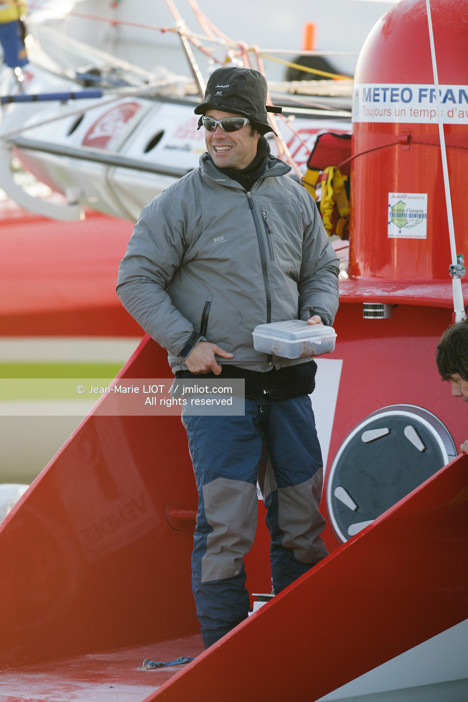 MAXI TRIMARAN SODEBO - THOMAS COVILLE - RECORD TOUR DU MONDE EN SOLITAIRE..