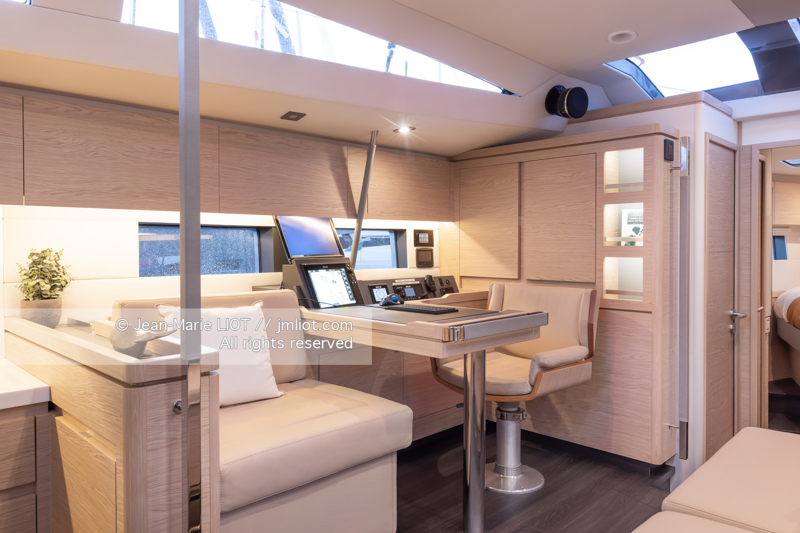 ALLURES YACHTING - ALLURES 51.9