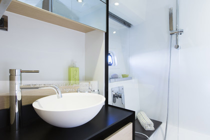 PRESTIGE 420 - PRESTIGE YACHTS