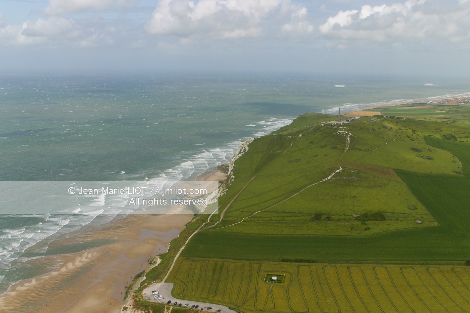 020702DUNK_JML1401_2