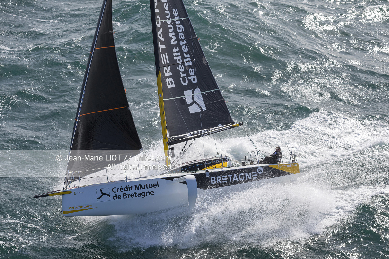 FIGAROS 3 BRETAGNE CMB 2019