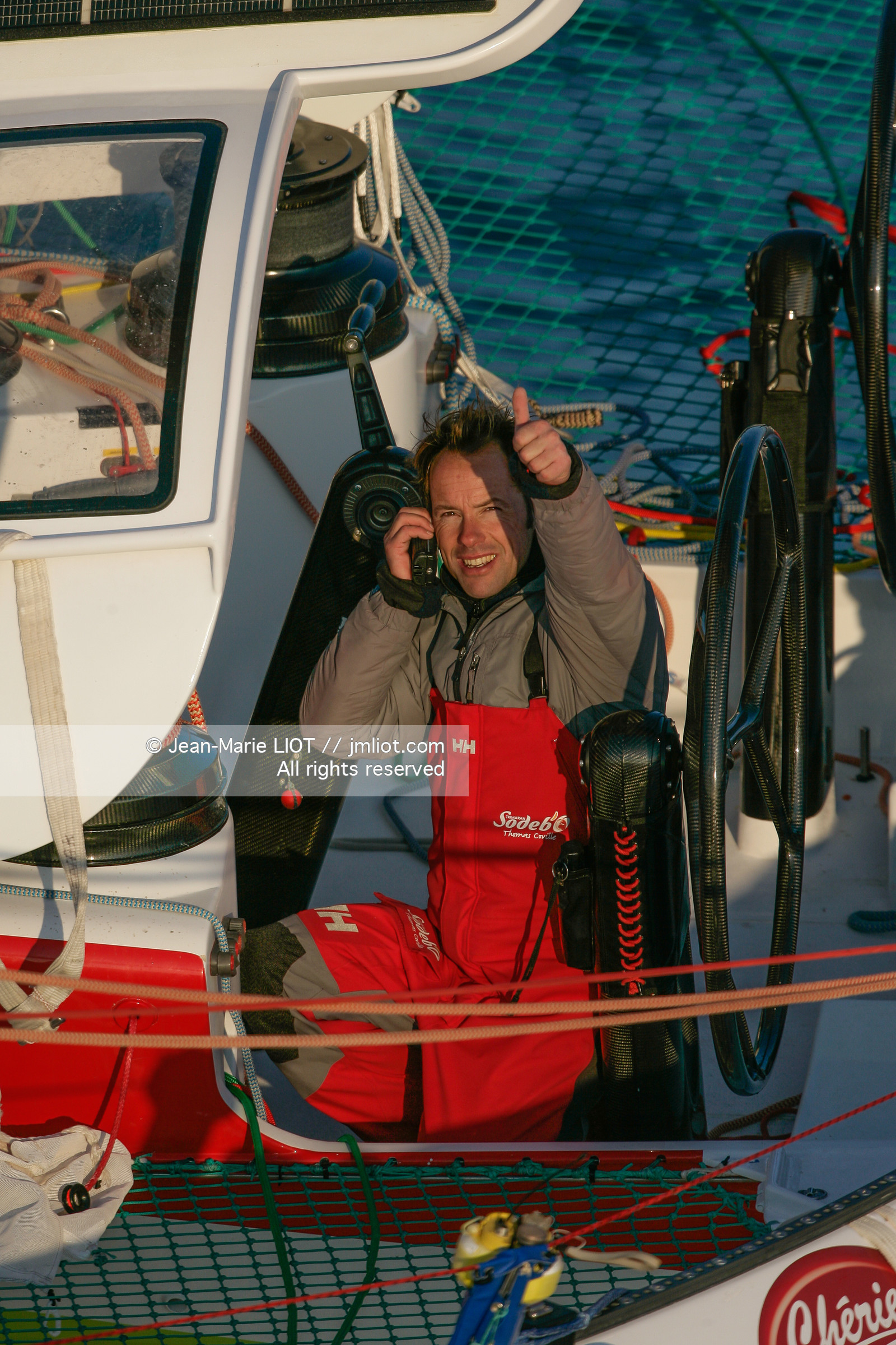 MAXI TRIMARAN SODEBO - THOMAS COVILLE - RECORD TOUR DU MONDE EN SOLITAIRE..