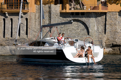 CHANTIER JEANNEAU 2011