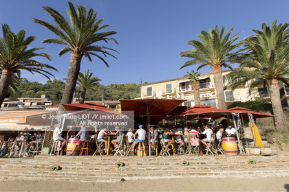 Aout 2015 mouillage à Porquerolles, découverte de l'île..Photos © JEAN-MARIE LIOT - www.jmliot.com