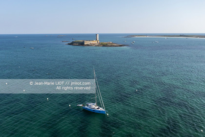 ARCHIPEL DES GLENAN - ILE DE SAINT NICOLAS