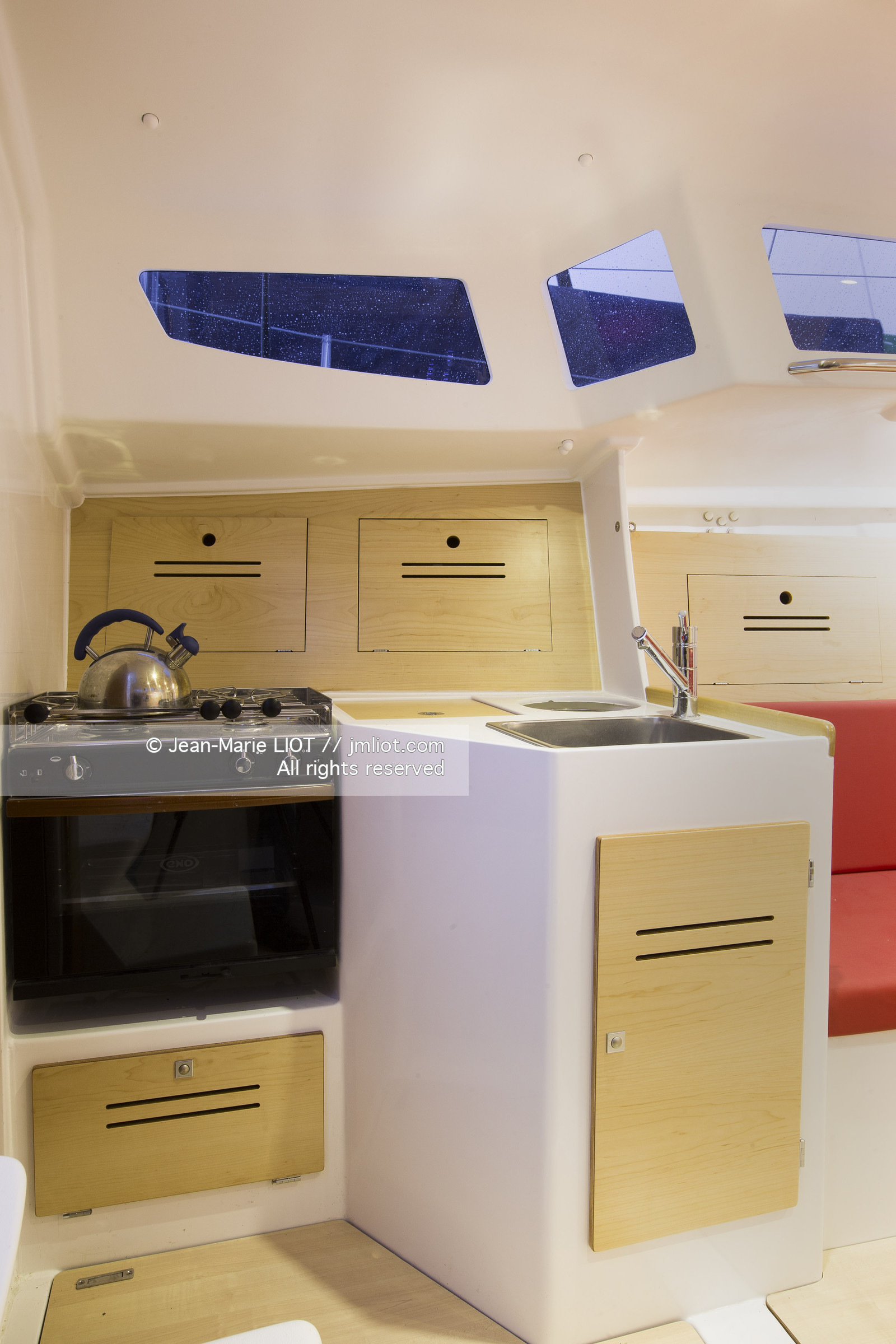 VOILE MAGAZINE - 100 MILLES