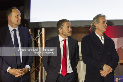 TROPHEE JULES VERNE - IDEC SPORT - REMISE DFU TROPHEE