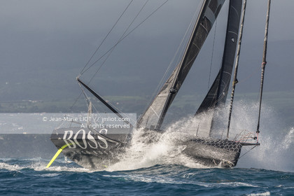 ALEX THOMSON - ROUTE DU RHUM 2018 - ARRIVEE