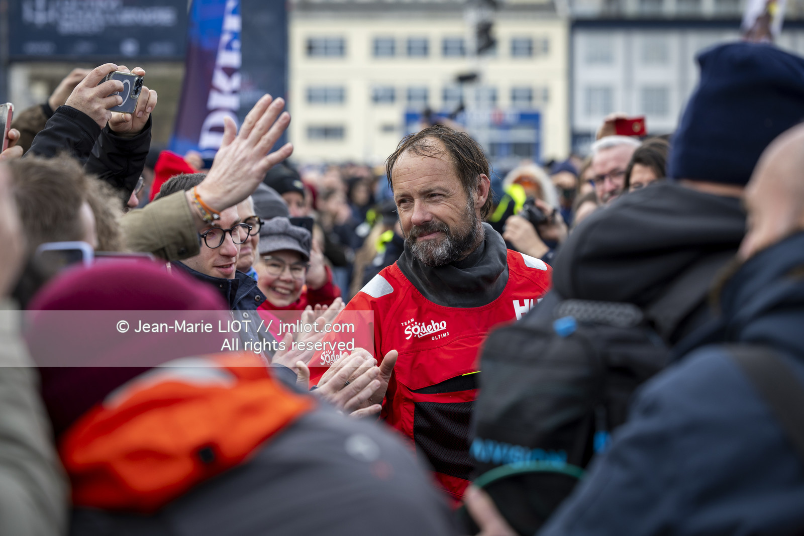 THOMAS COVILLE - ARKEA ULTIM CHALLENGE - ARRIVEE