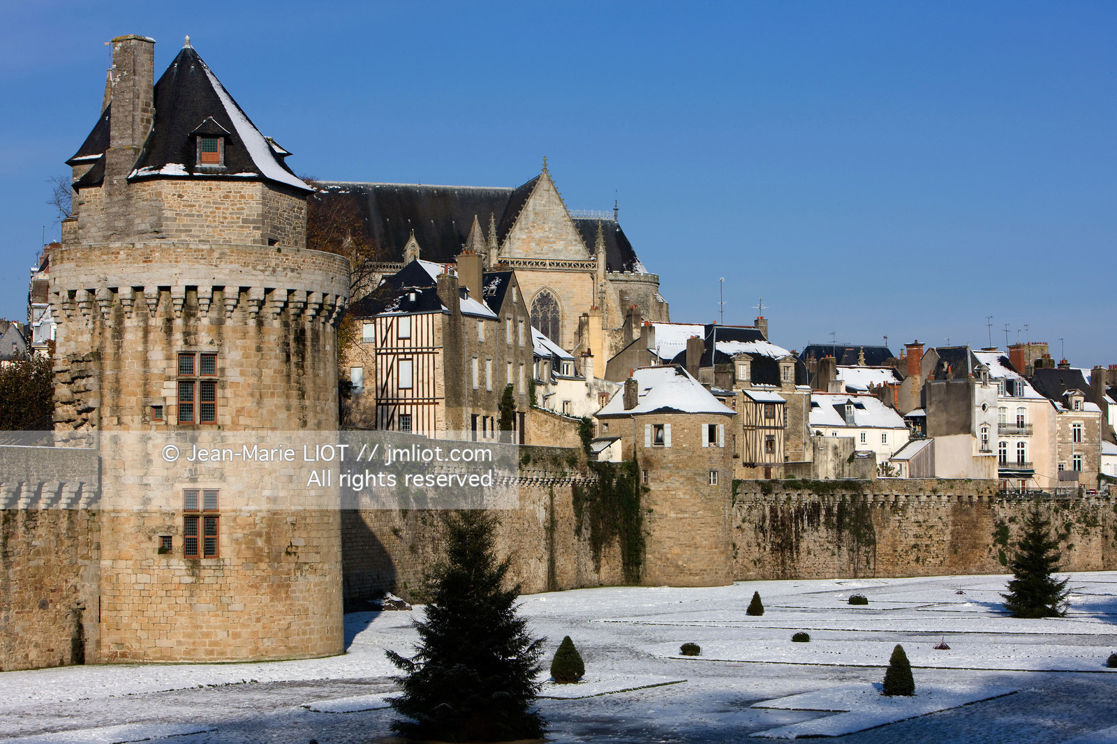 VANNES SOUS LA NEIGE