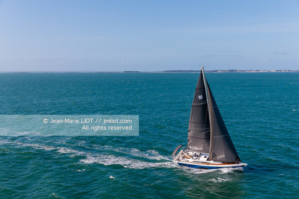 DUFOUR YACHTS - DUFOUR 470