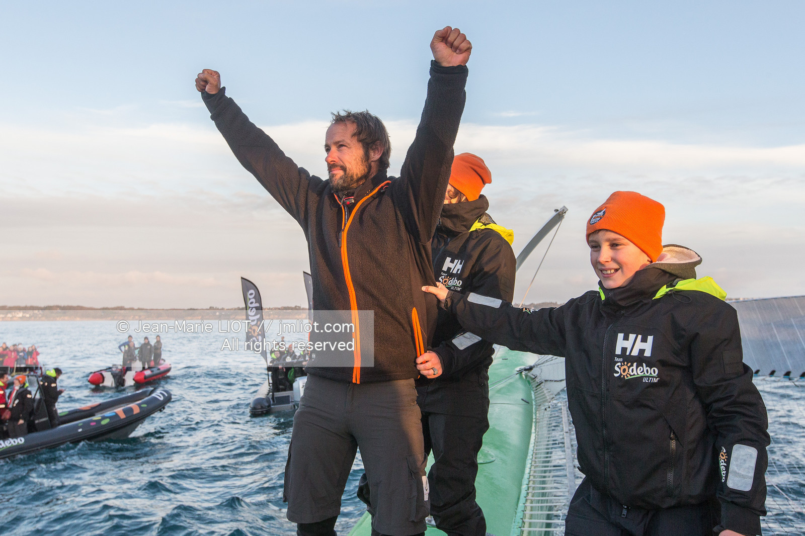 THOMAS COVILLE - RECORD AUTOUR DU MONDE EN MULTICOQUE EN SOLITAIRE 2016