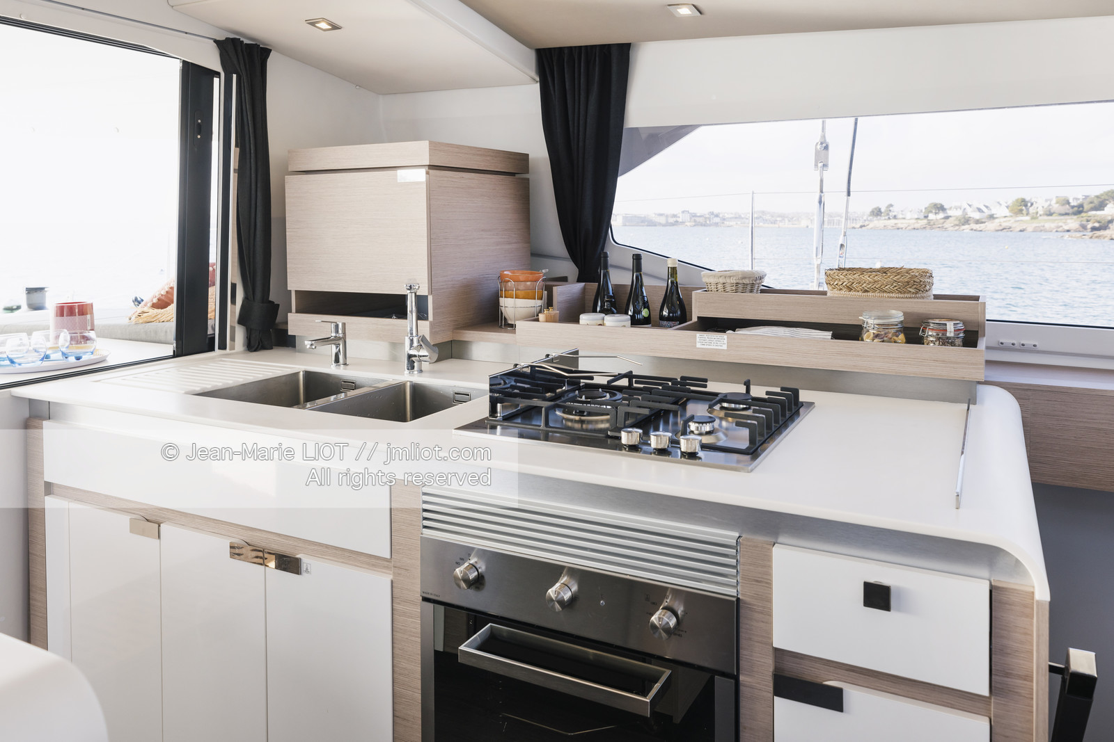 FOUTAINE PAJOT 2022 - AURA 51