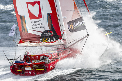 SAM DAVIES 2024 - IMOCA INITIATIVES COEUR - VENDEE GLOBE 2024-2025