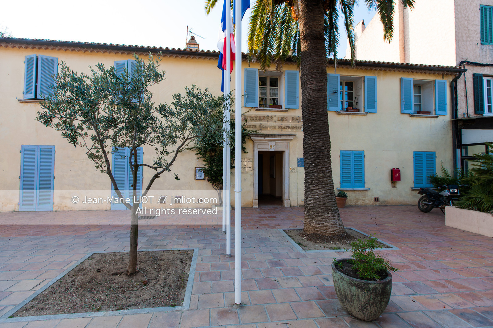 VOILE MAGAZINE - 100 MILLES A BORD - XP 44