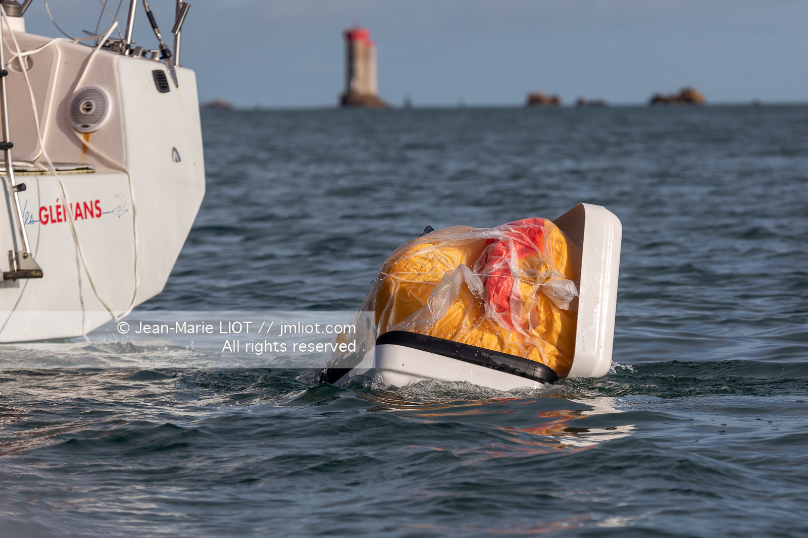 RADEAUX DE SURVIE - COMPARATIF