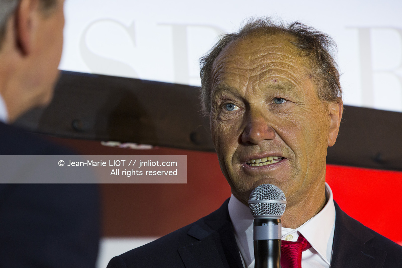 TROPHEE JULES VERNE - IDEC SPORT - REMISE DFU TROPHEE