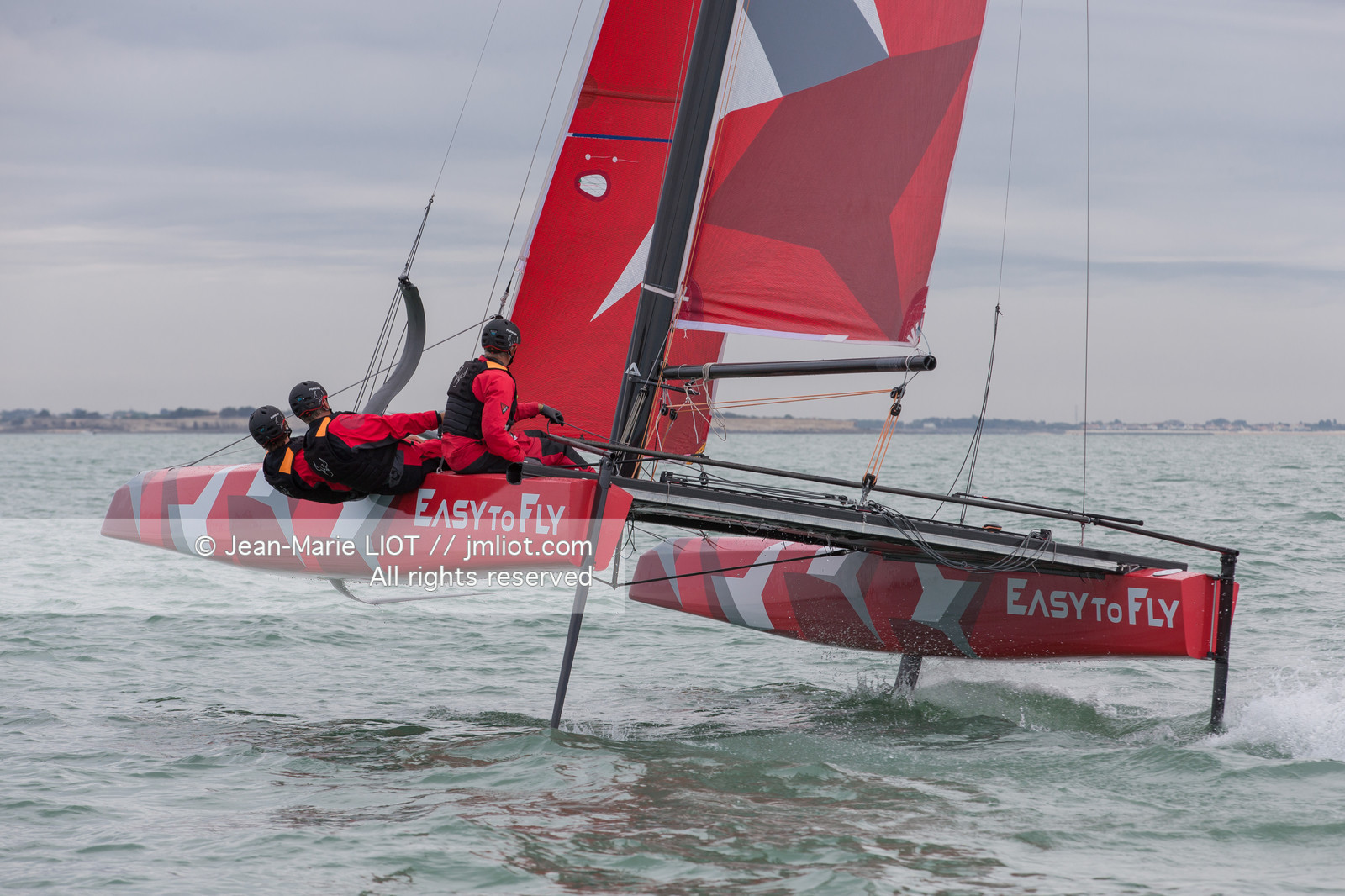 EASY TO FLY - EYOTY 2016