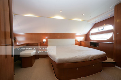 BEBENTEAU SWIFT TRAWLER 52