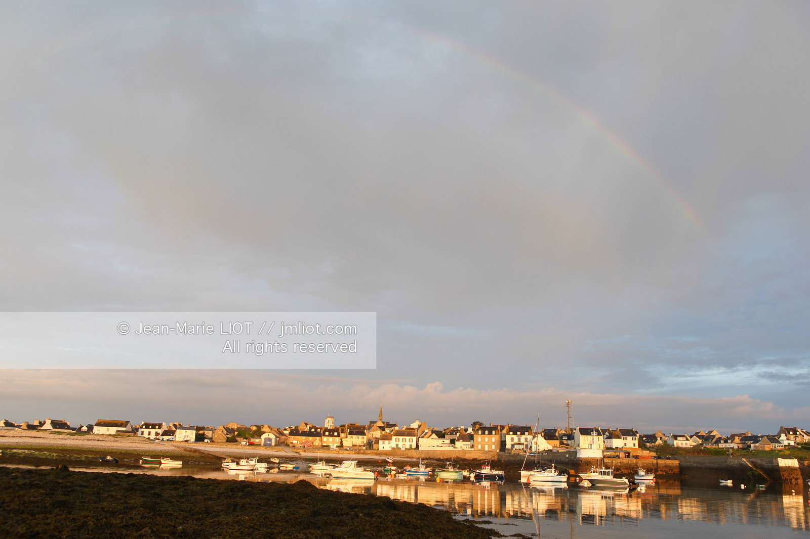 VOIILES ET VOILIERS - ILES OUBLIEES - ILE DE MOLENE