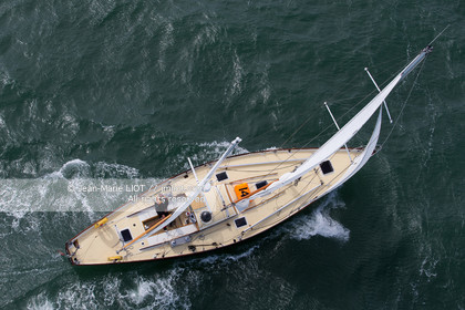 LOICK PEYRON A BORD DE PEN DUICK II