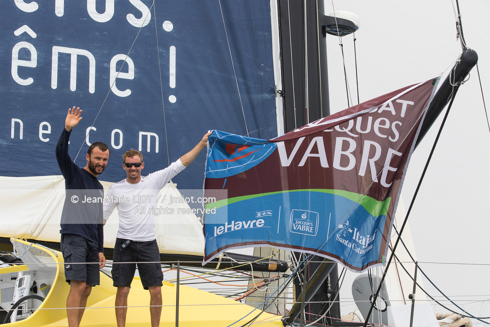 Itajaï (Brazil) le 12 November 2015, arrivée de Thomas Ruyant et Adrien Hardy à bord de l'imoca Le souffle du Nord. Photo © Jean-Marie Liot   DPPI.