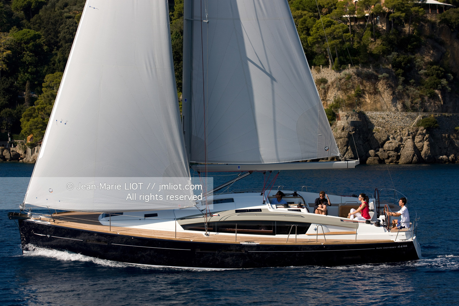 CHANTIER JEANNEAU 2011