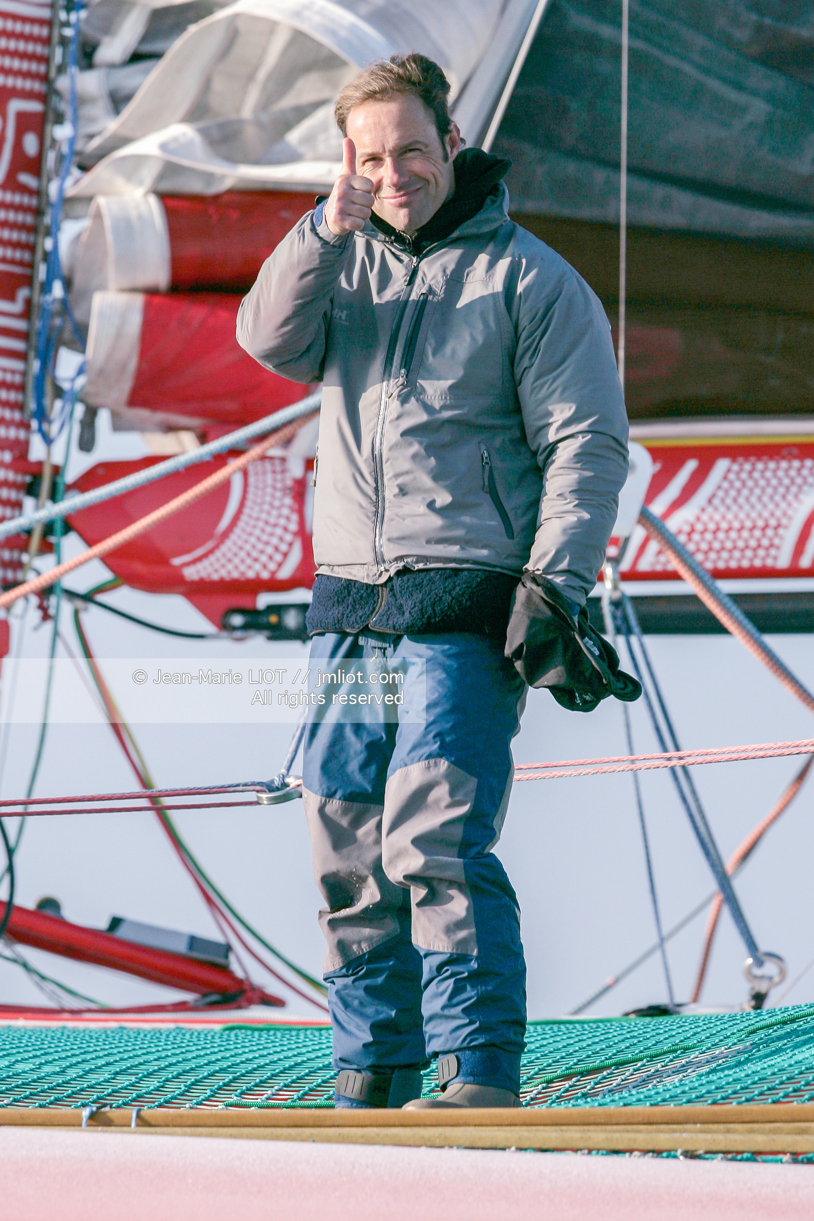 MAXI TRIMARAN SODEBO - THOMAS COVILLE - RECORD TOUR DU MONDE EN SOLITAIRE..