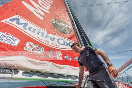 YANNICK BESTAVEN 2020 - IMOCA MAITRE COQ