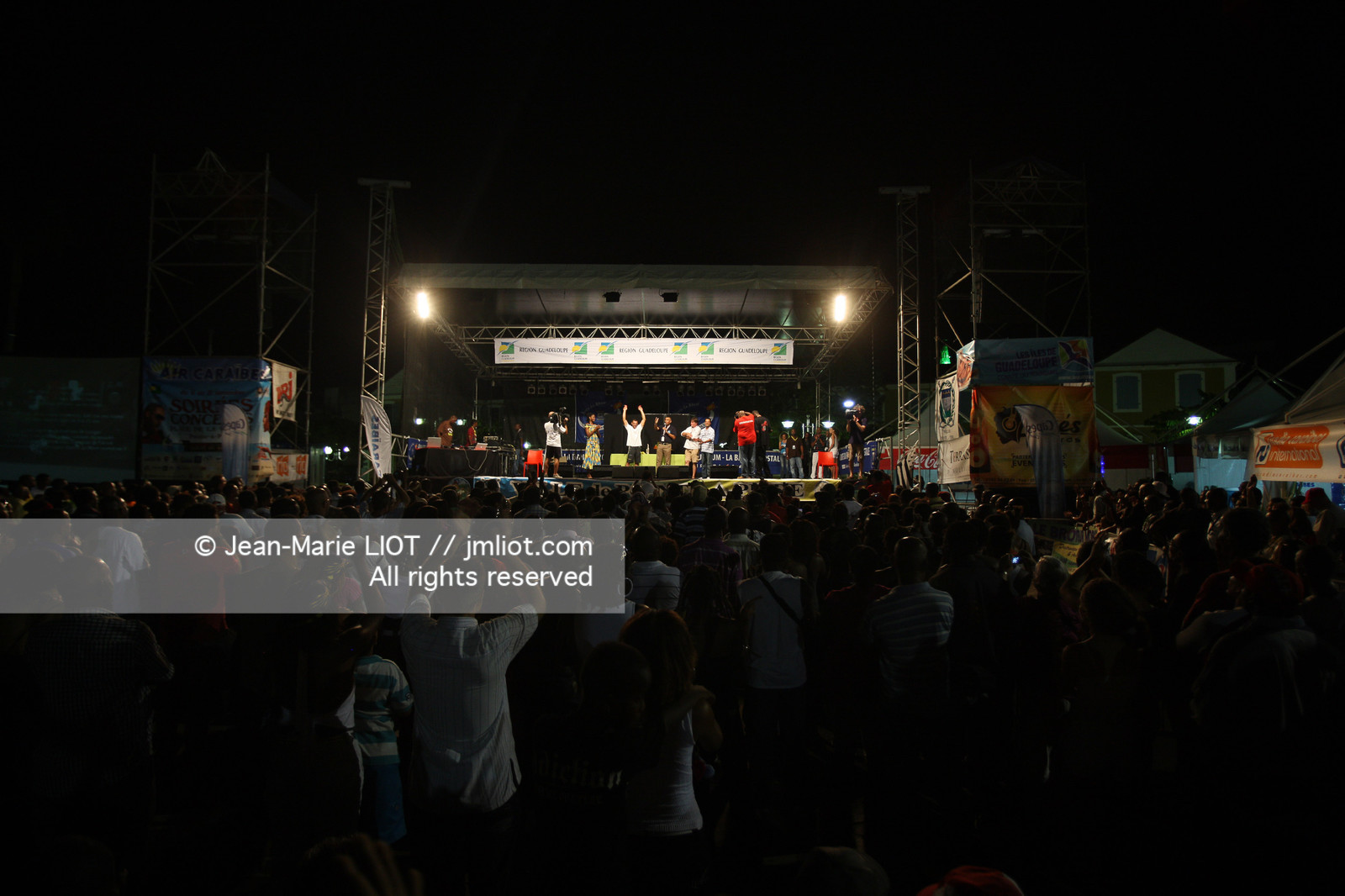 ROUTE DU RHUM 2010 - ARRIVEE YANN GUICHARD