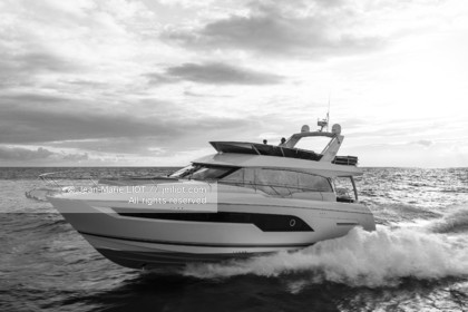 PRESTIGE YACHTS - PRESTIGE 630