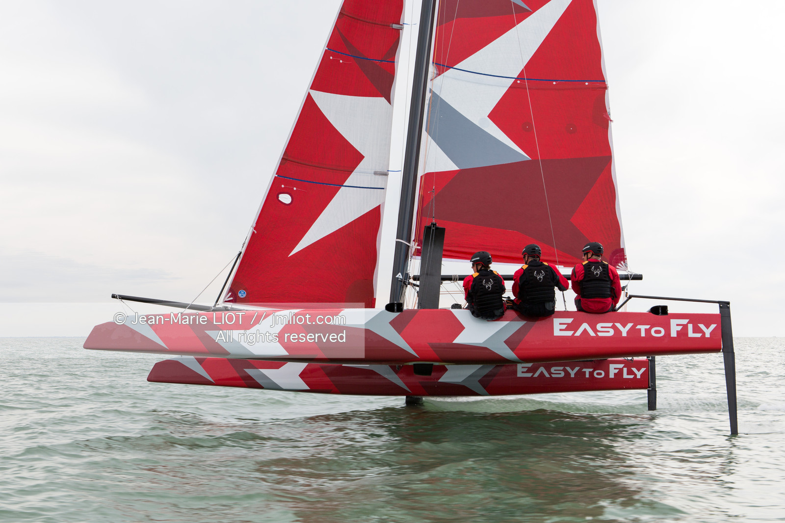 EASY TO FLY - EYOTY 2016