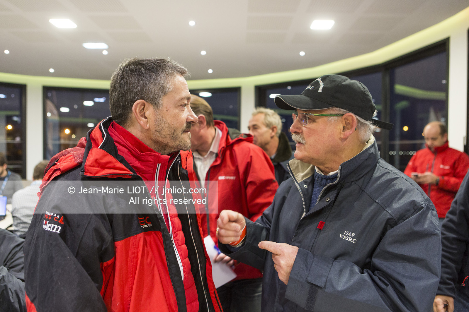 IDEC SPORT- ARRIVEE  RECORD TROPHEE JULES VERNE