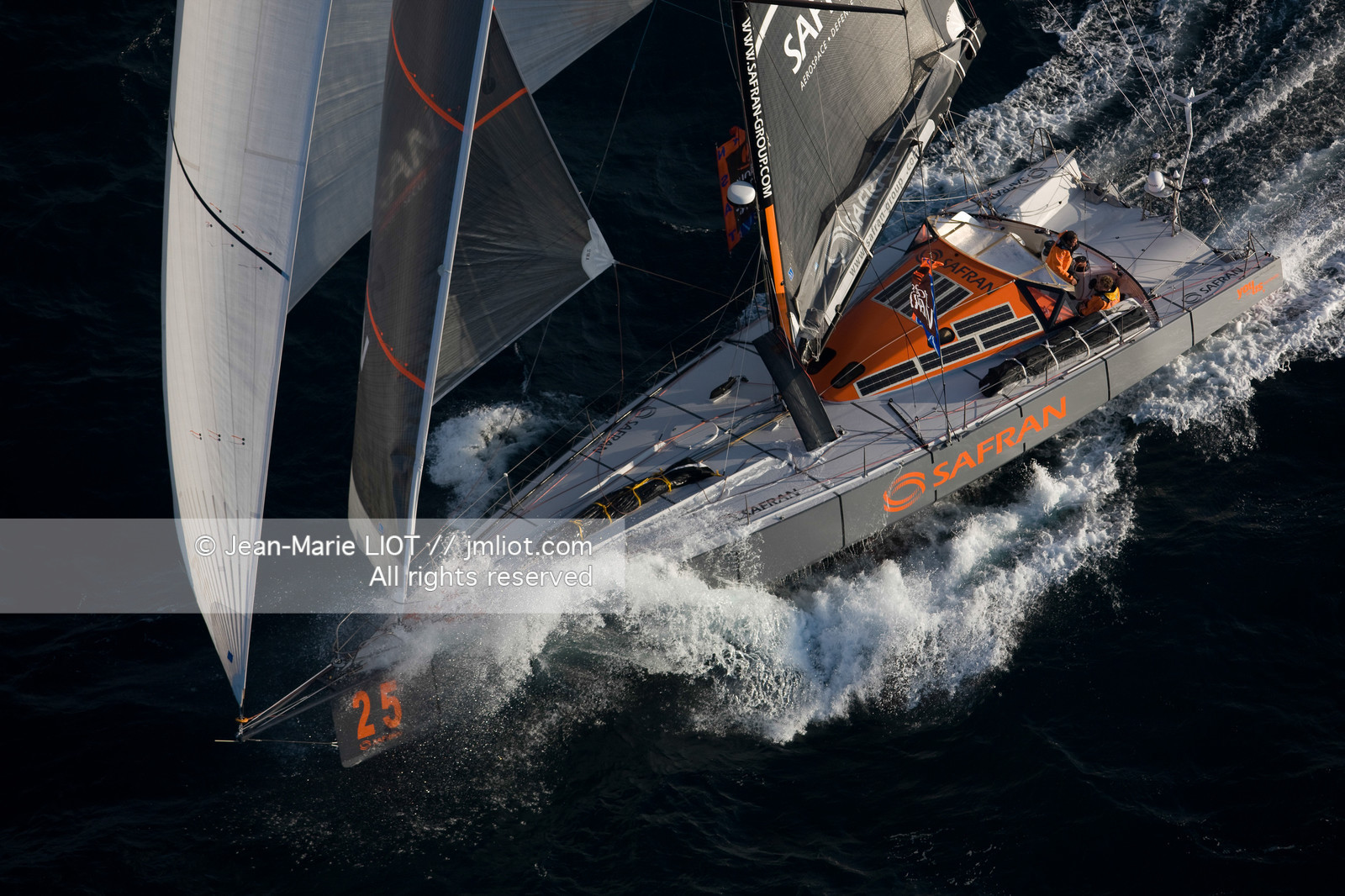 091029SAFRAN_J9T8471