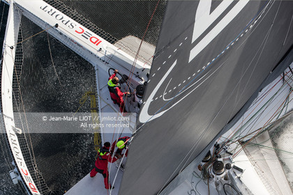 MAXI TRIMARAN IDEC SPORT 2015 - BANQUE D'IMAGES
