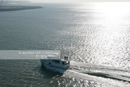 BEBENTEAU SWIFT TRAWLER 52