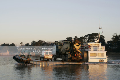 PHOTO © JEAN-MARIE LIOT