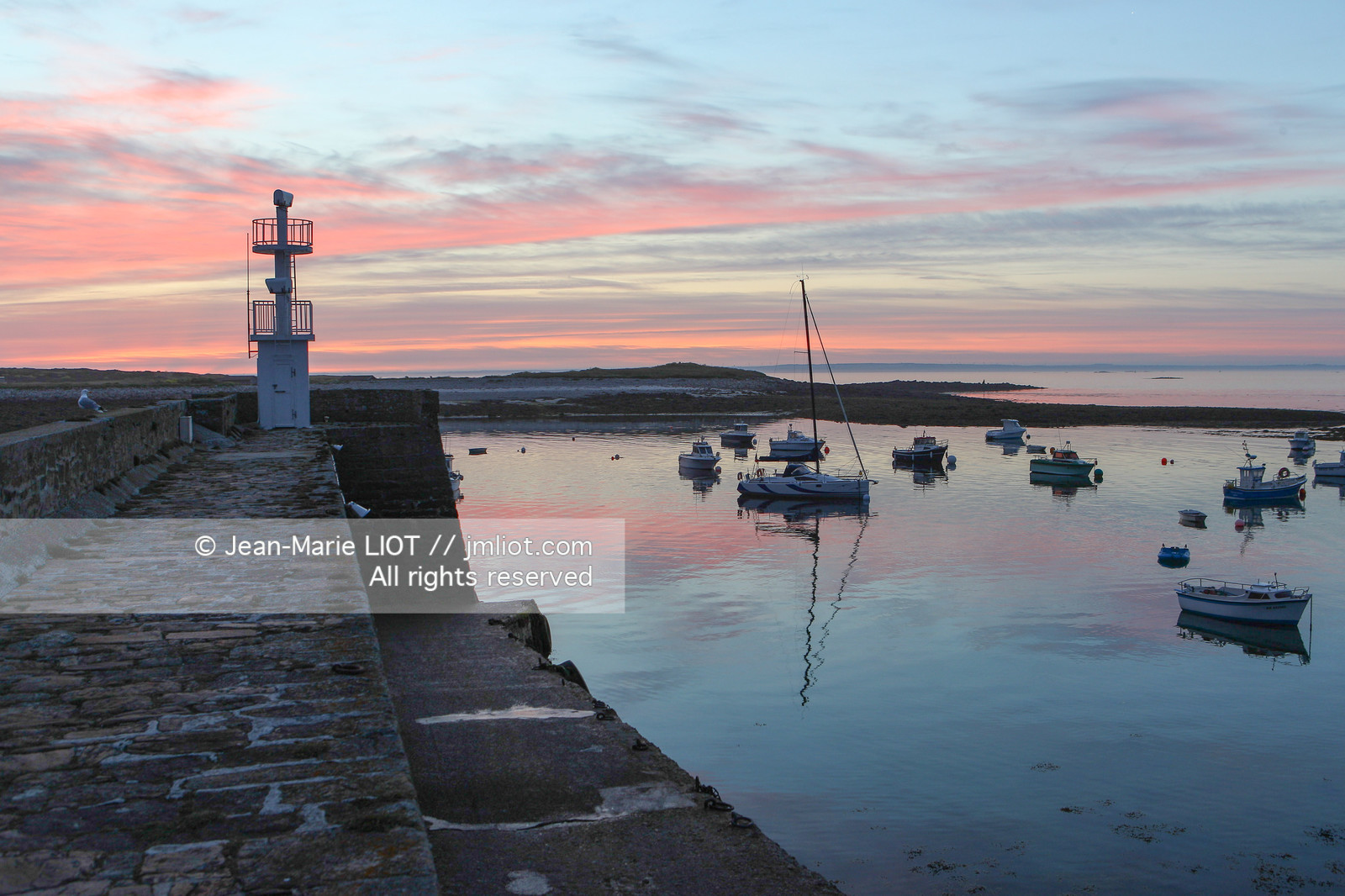 VOIILES ET VOILIERS - ILES OUBLIEES - ILE DE MOLENE