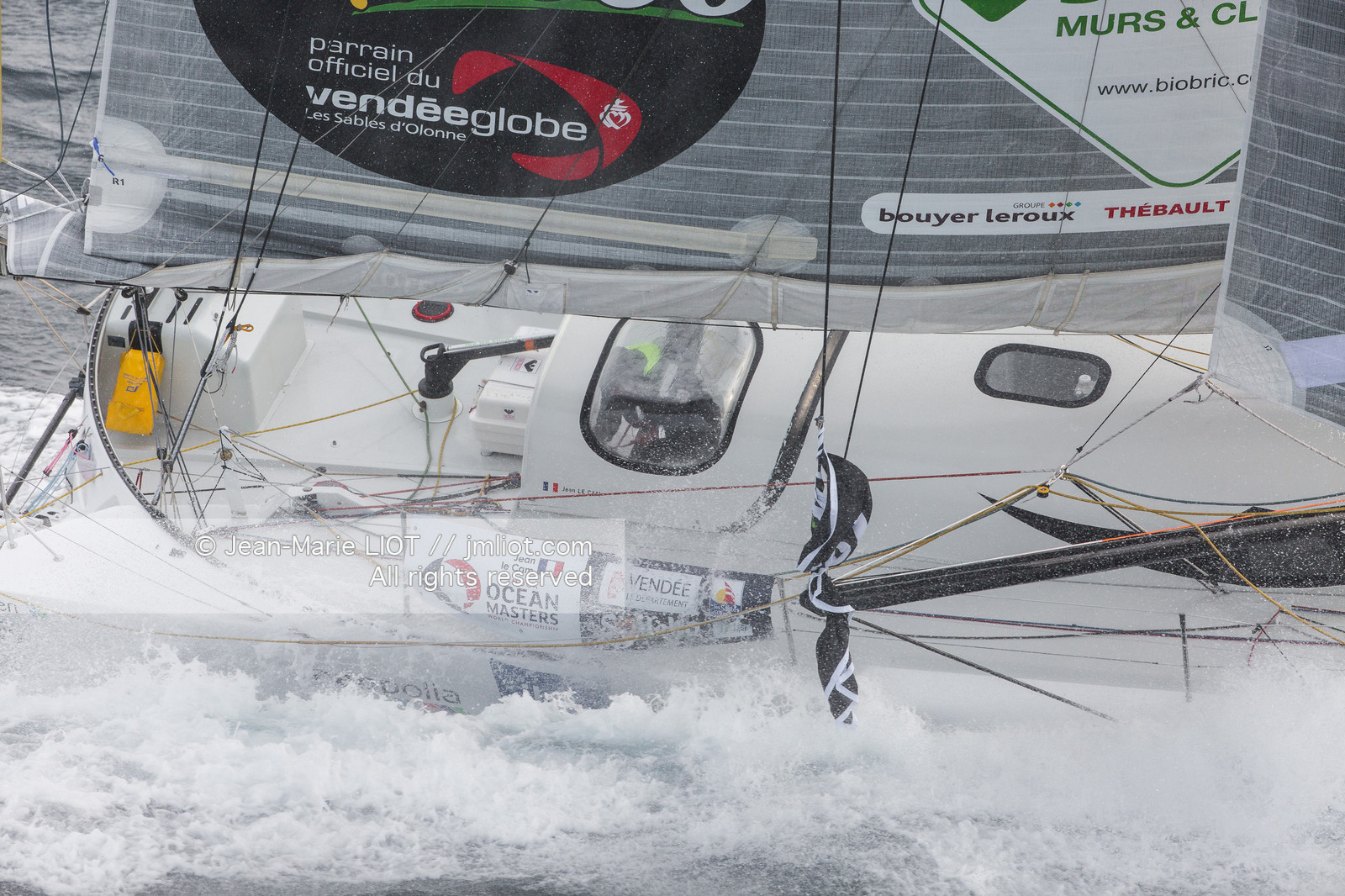 VENDEE GLOBE 2016-2017 - JEAN LE CAM - FINISTERE MER VENT