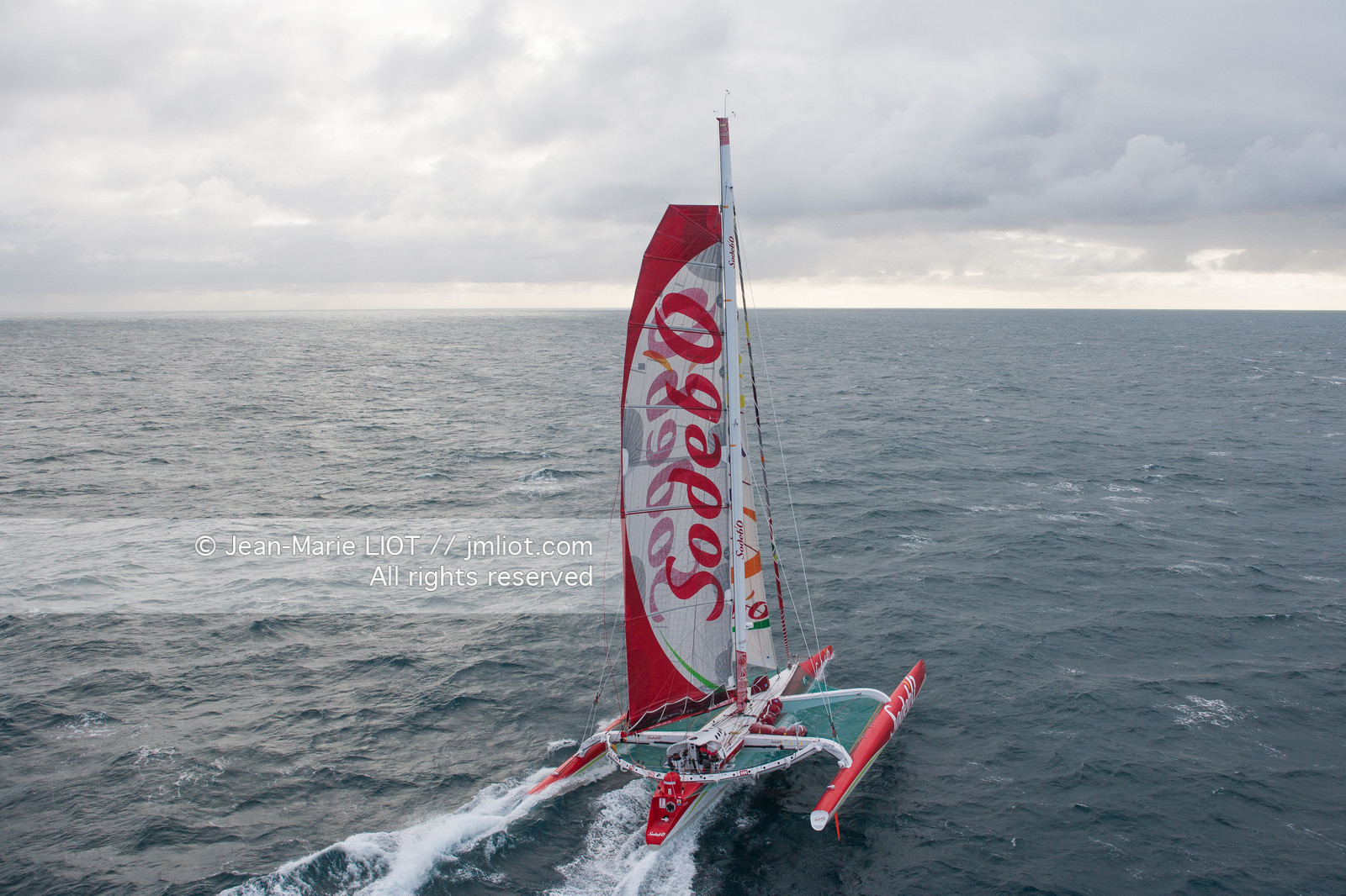 MAXI TRIMARAN SODEBO - THOMAS COVILLE - RECORD TOUR DU MONDE EN SOLITAIRE - 2008..