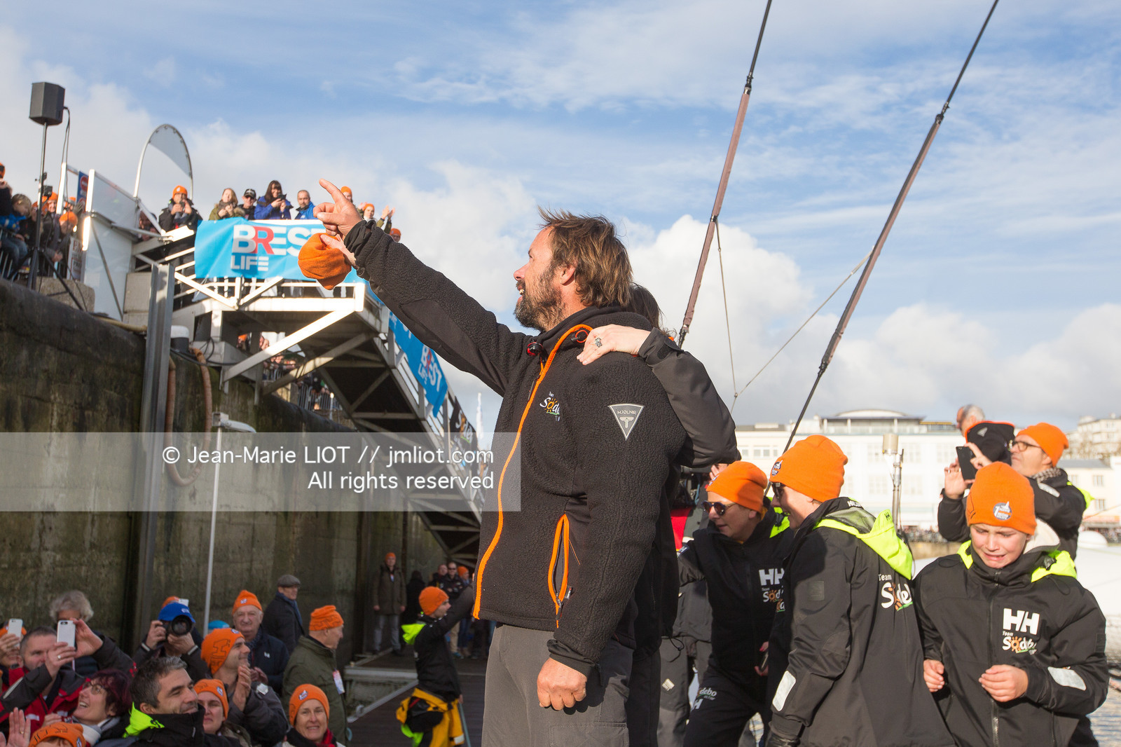 THOMAS COVILLE - RECORD AUTOUR DU MONDE EN MULTICOQUE EN SOLITAIRE 2016