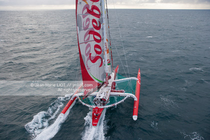 MAXI TRIMARAN SODEBO - THOMAS COVILLE - RECORD TOUR DU MONDE EN SOLITAIRE - 2008..