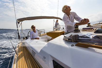 DUFOUR YACHTS 2017 - DUFOUR 520