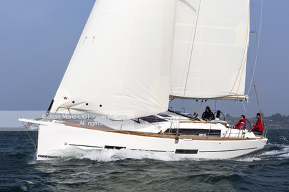 VOILE MAGAZINE - 100 MILLES A BORD